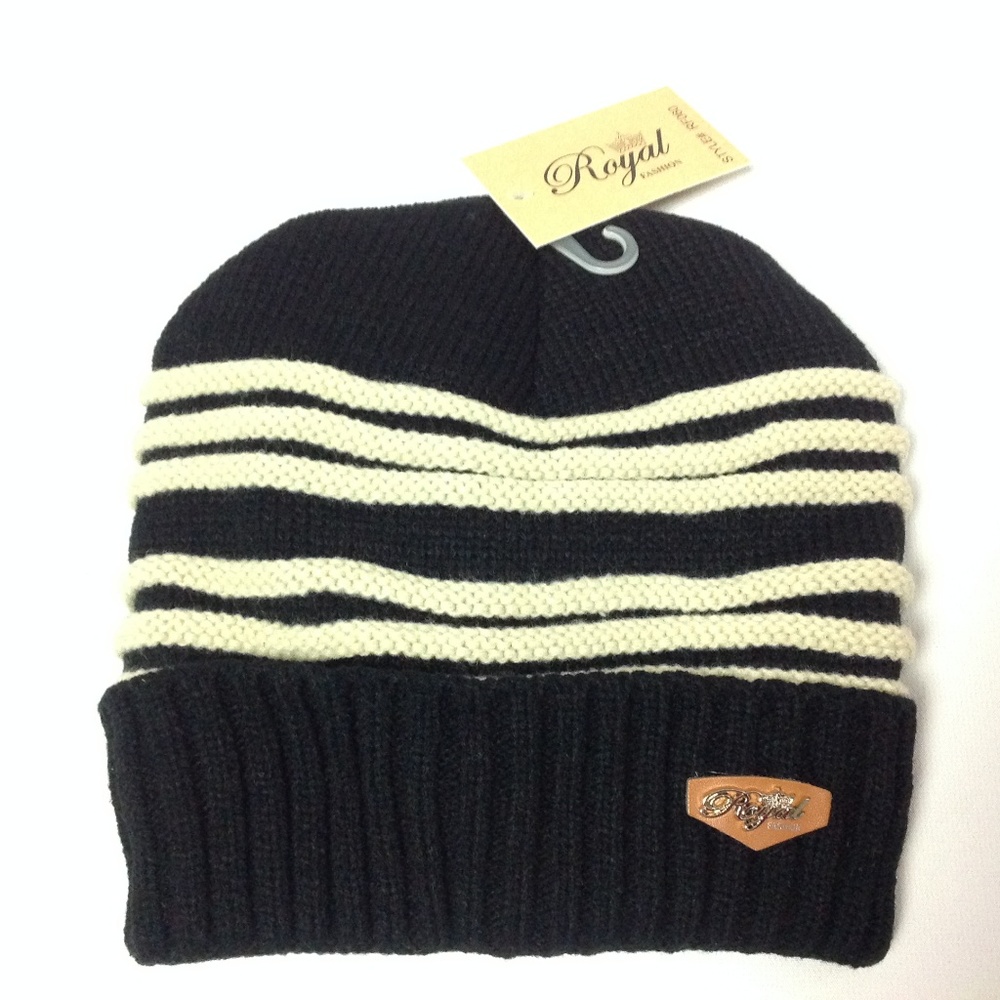 New Royal Fashion Adult Winter Hat Black Cream OS